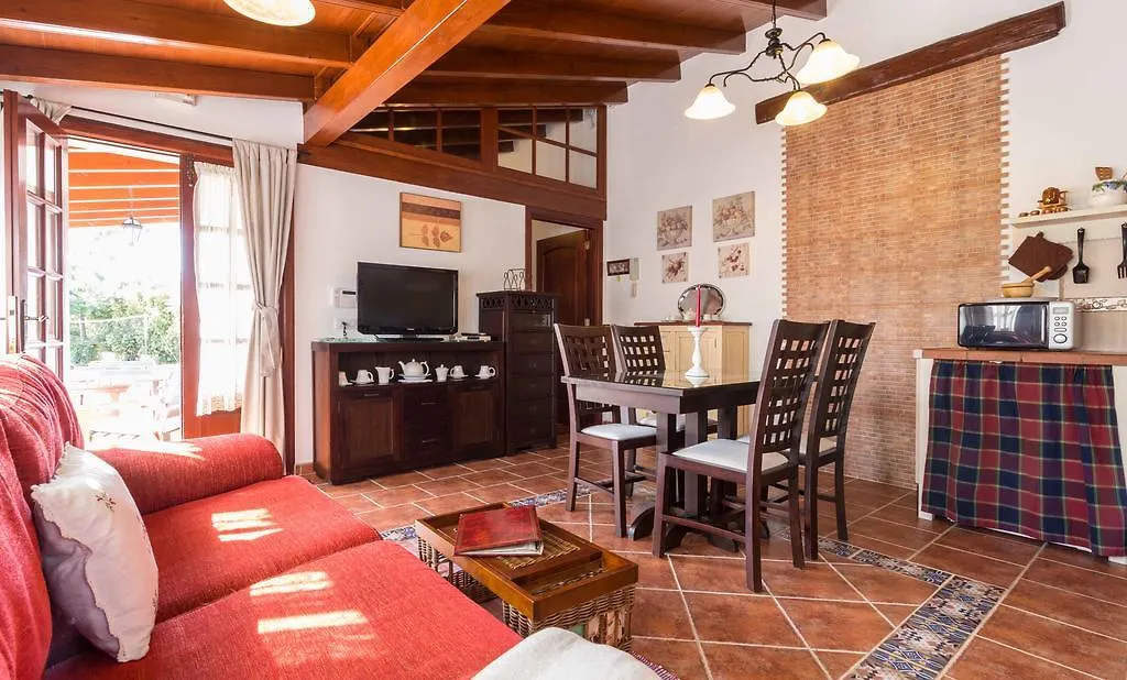 Finca El Picacho Apartments In The Countryside 2 Km From The Beach 蒂约那